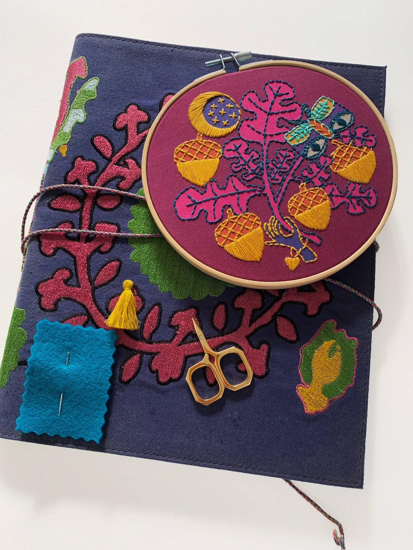 Acorns Embroidery Kit by Rikrack