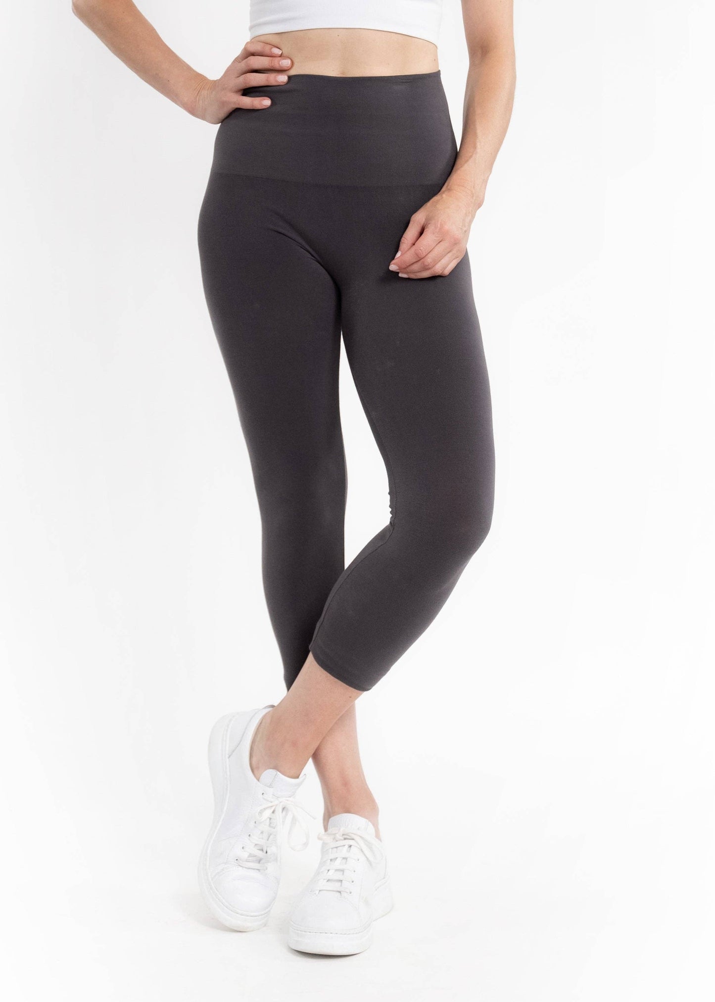 High Waist Crop (3/4) Leggings by Elietian