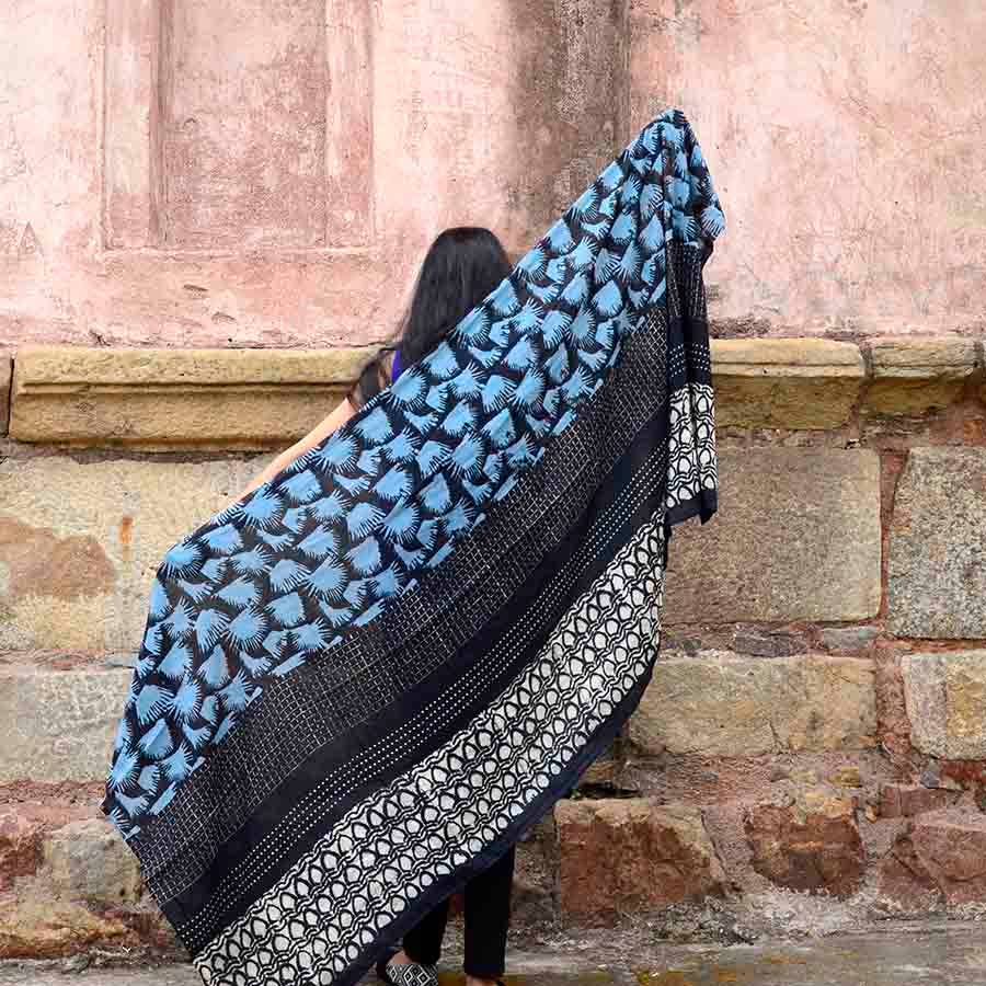 Hari Handmade Block Print Large Scarf by Ichcha