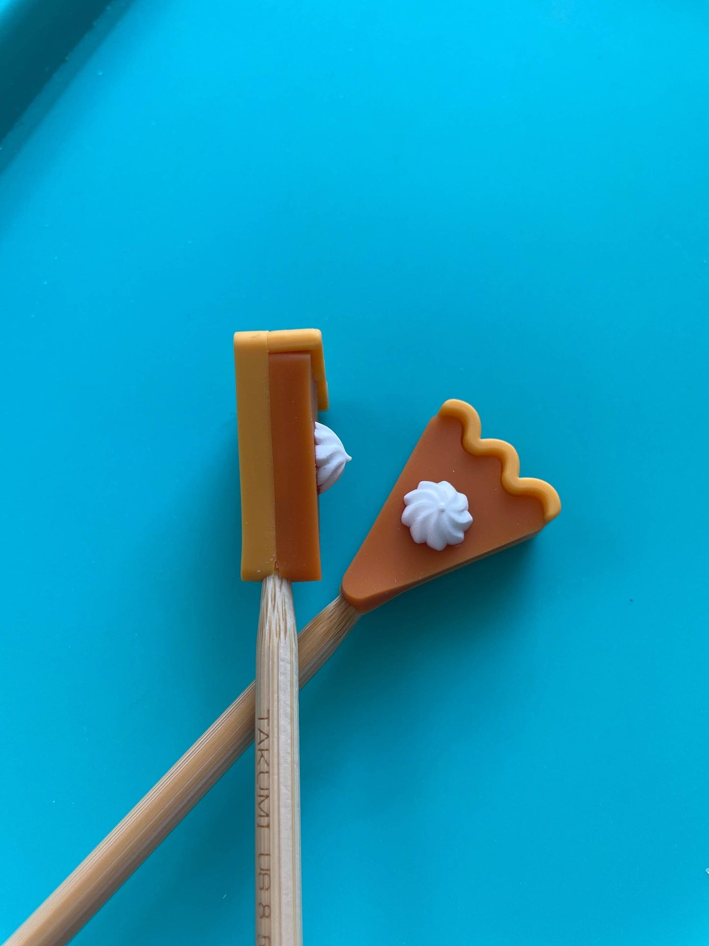 Pumpkin Pie Stitch Stoppers from Comma Craft Co