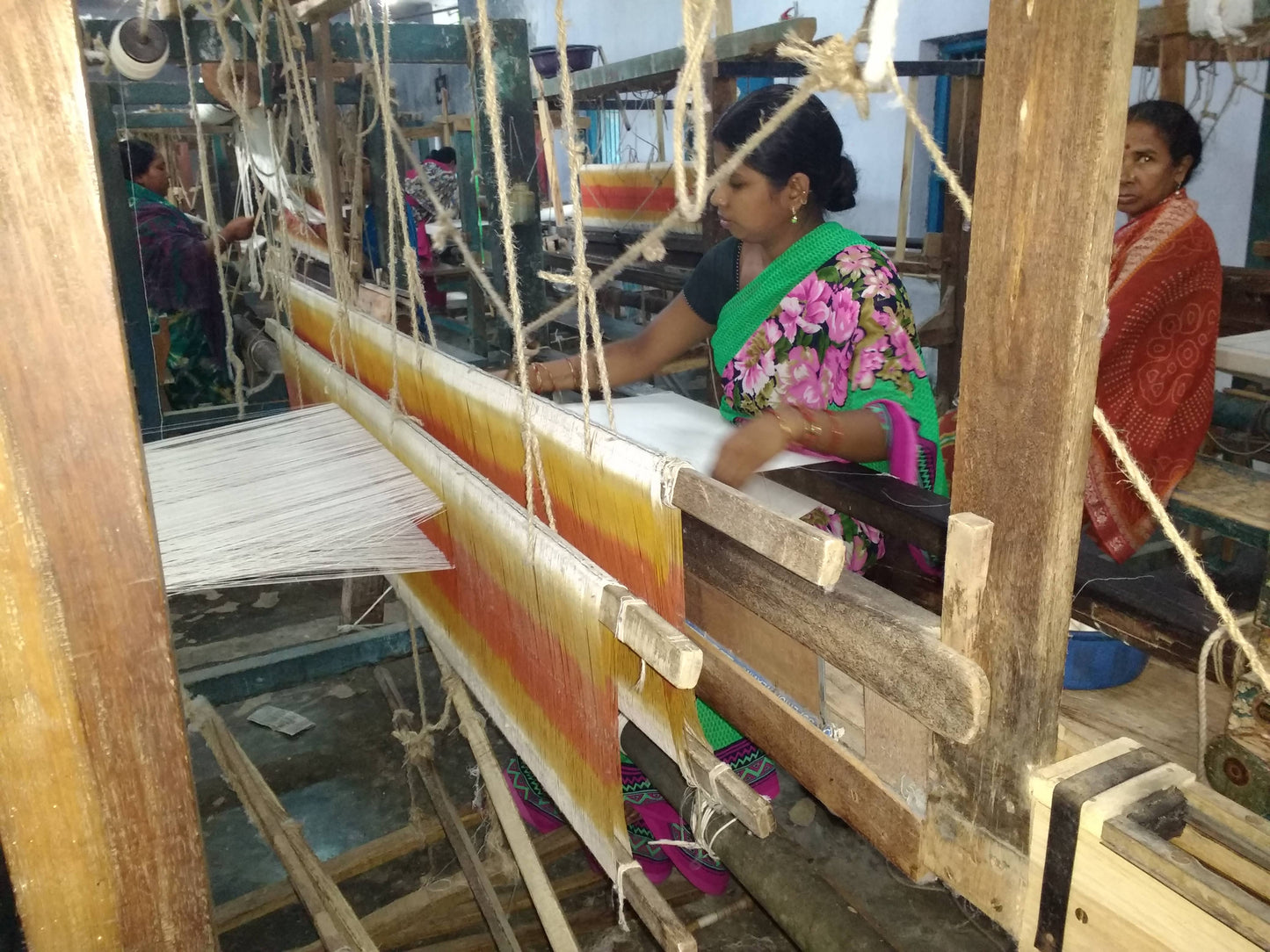 ROSE WINE Handwoven Flax Linen Runner from Sustainable Threads