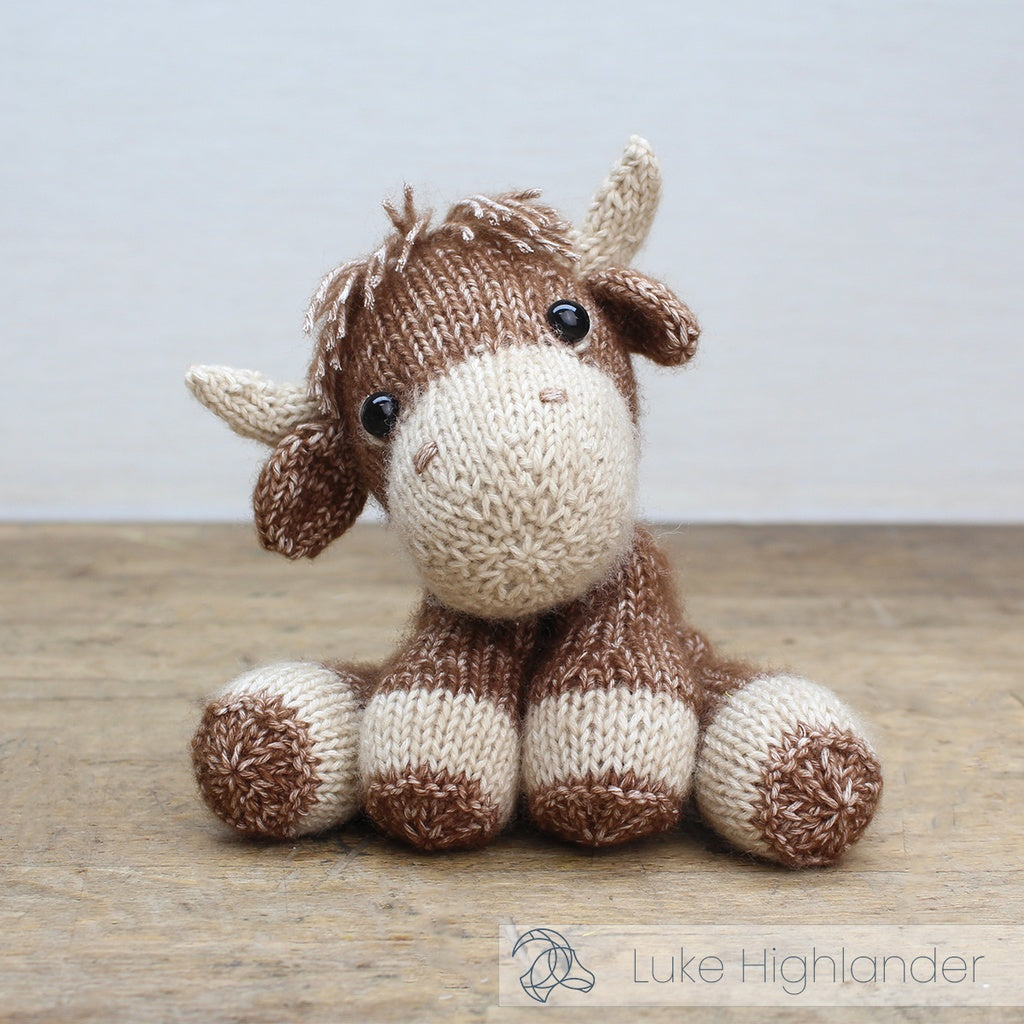 Luke Highlander Knitting Kit from Hardicraft