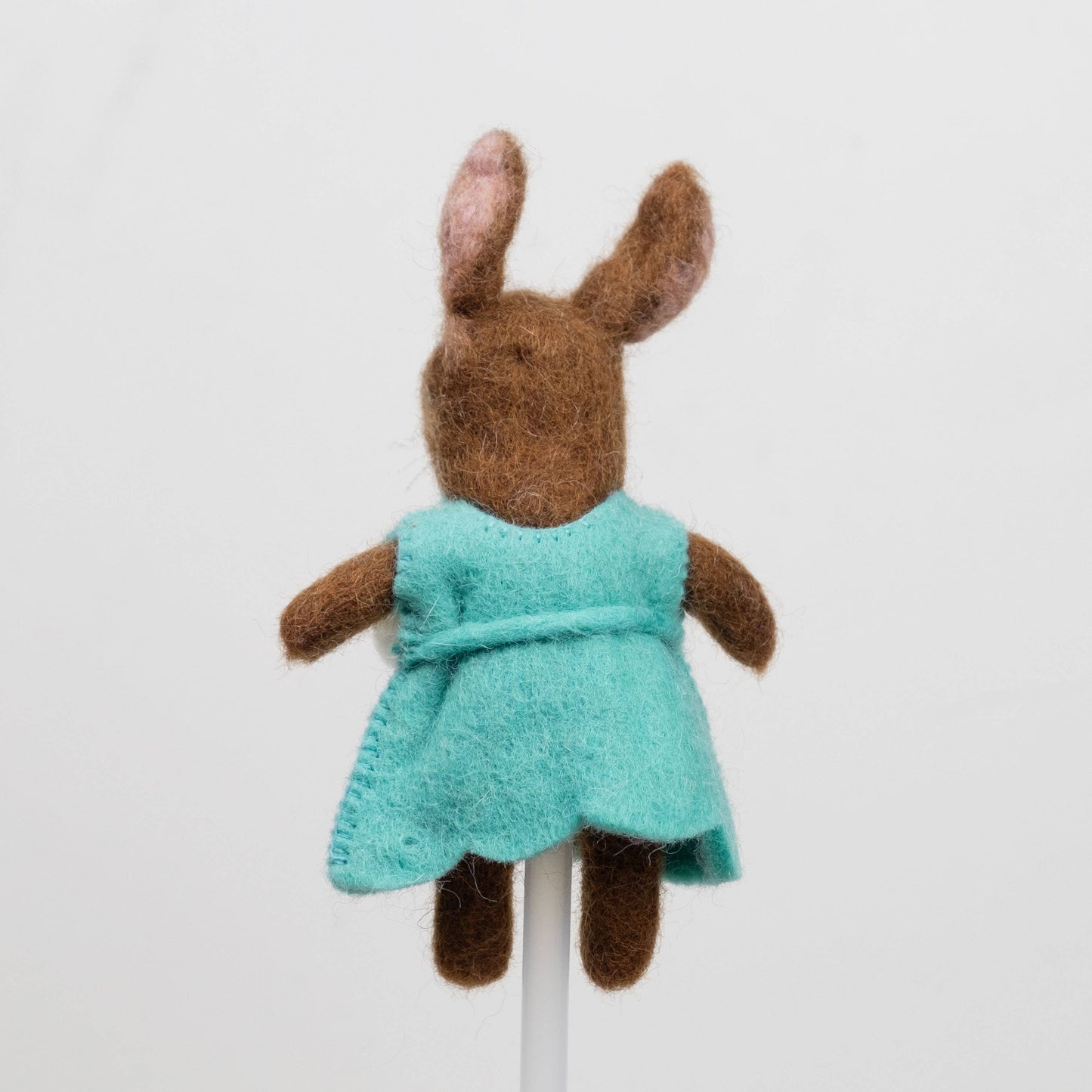 Bunny Felt Finger Puppets by The Winding Road