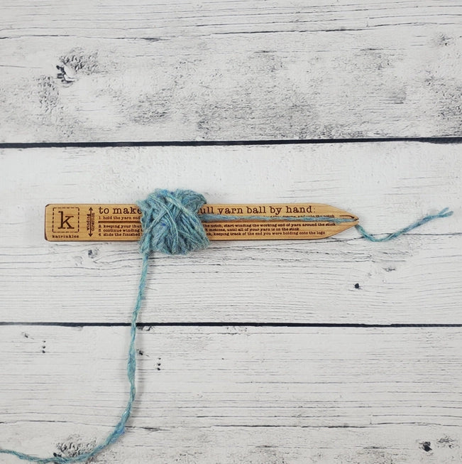 Center Pull Yarn Winding Tool (Nostepinne) by Katrinkles