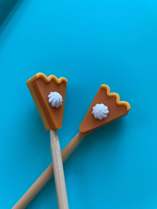 Pumpkin Pie Stitch Stoppers from Comma Craft Co