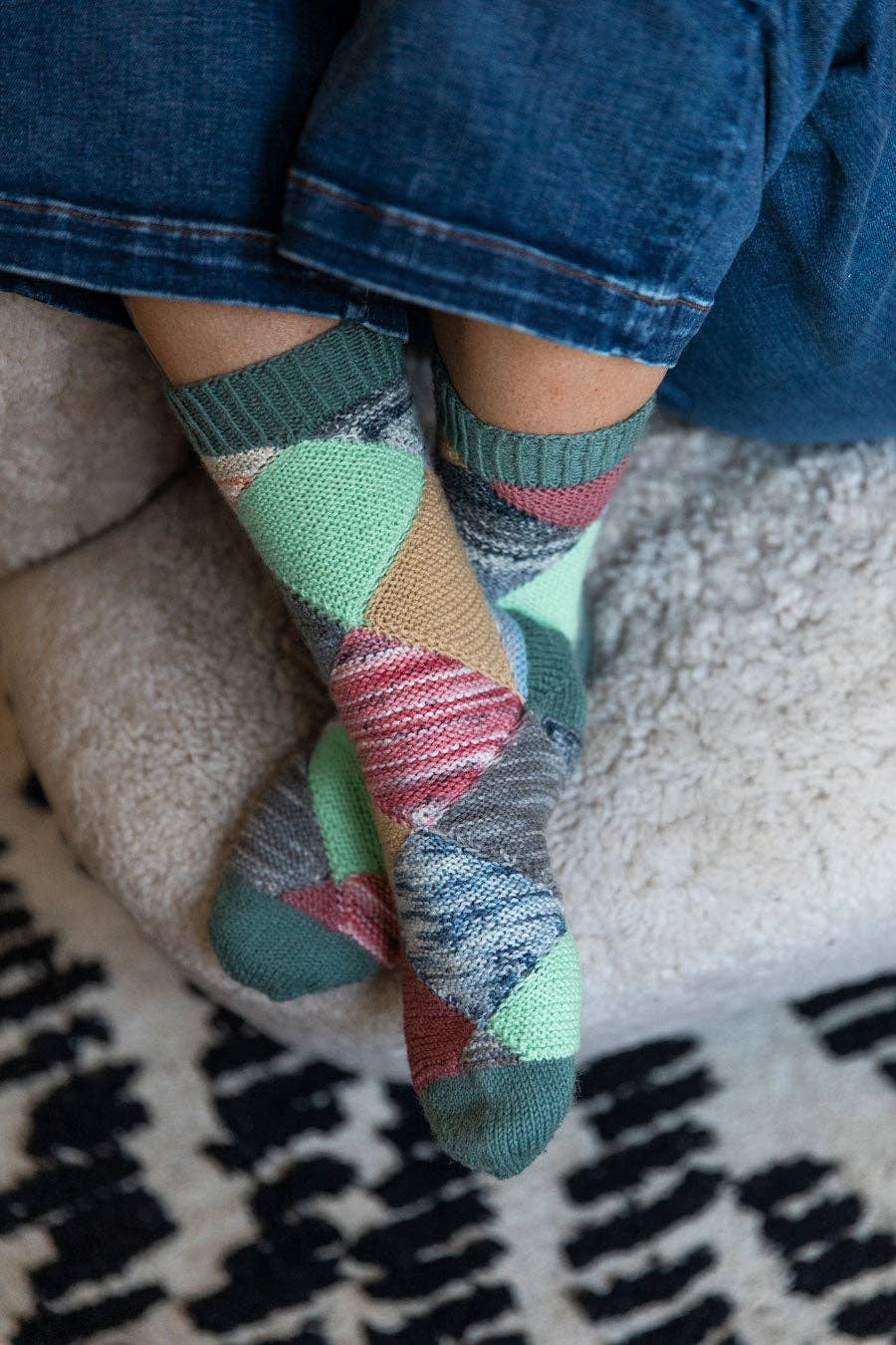 52 Weeks of Scrap Yarn: Projects for Crafters from Laine Publishing