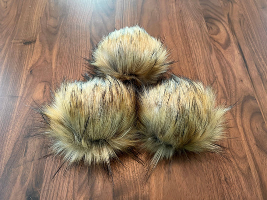 Chestnut Praline - Pom Pom from Dear Edgar Designs