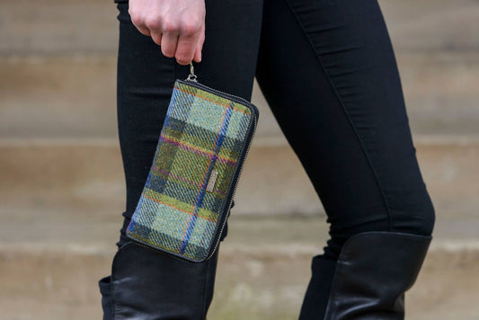 Wallet 574-1 from Mucros Weavers