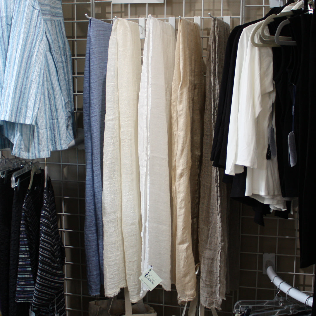 Frayed Edge Light Linen Scarf – Light Natural by LinenCasa