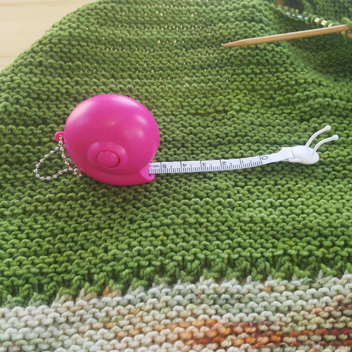 Snail Measuring Tapes - Notions