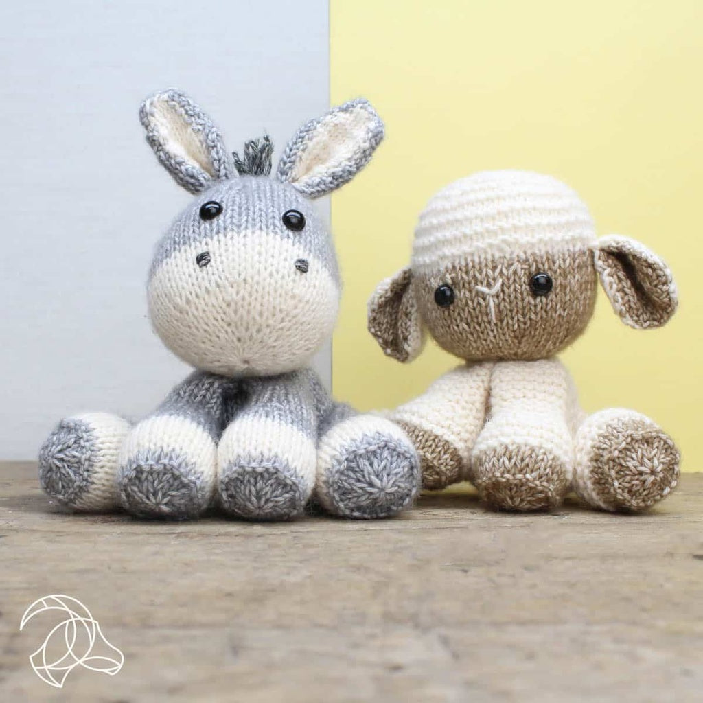 Lente Donkey Knitting Kit from Hardicraft