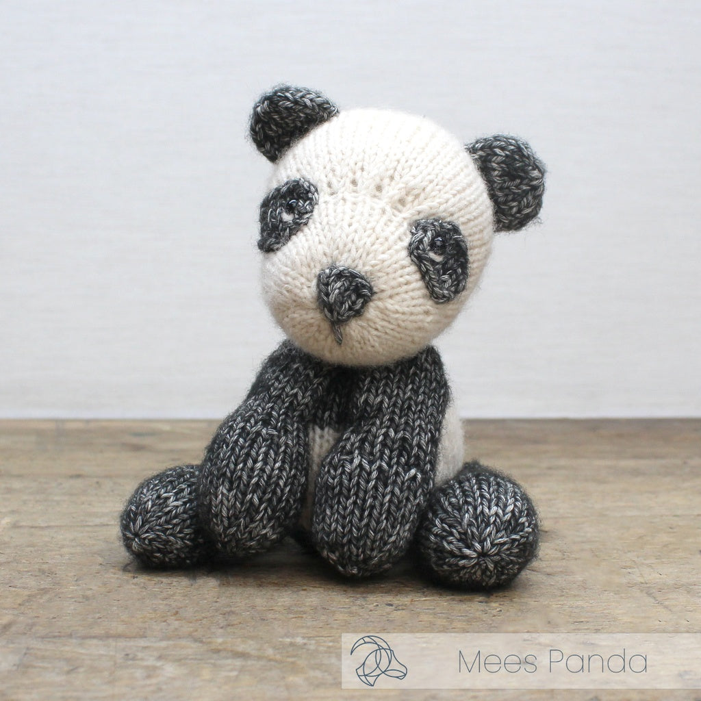 Mees Panda Knitting Kit from Hardicraft