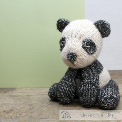 Mees Panda Knitting Kit from Hardicraft