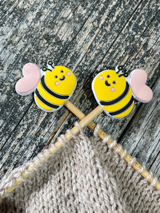 Set of 2 Needle Toppers: Yellow Bees