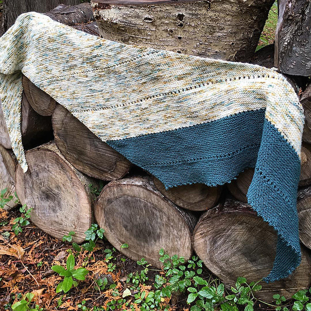 Casco : Lichen + Lakes & Lupine - Riff Shawl Kit