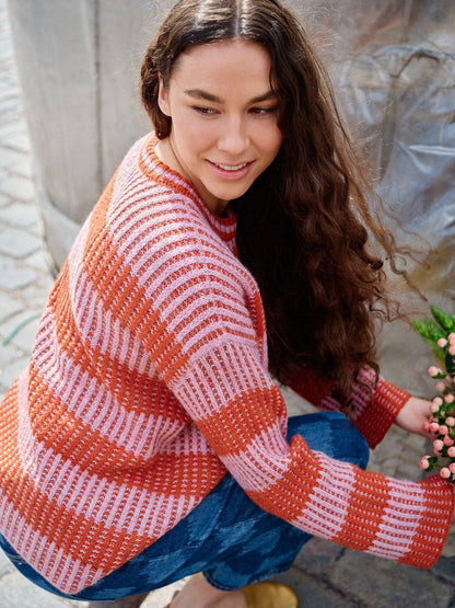 Laine Magazine Issue 26 from Laine Publishing