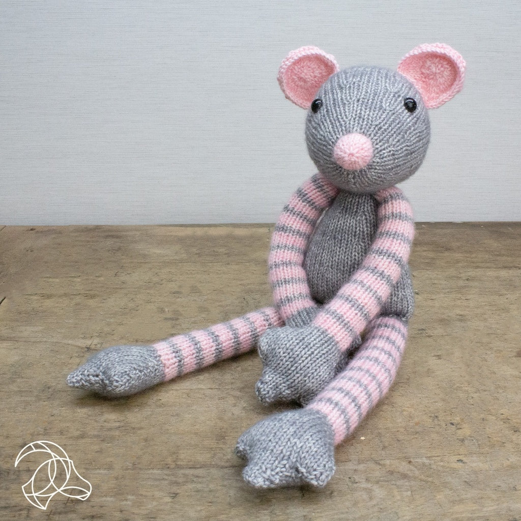 Esther Mouse Knitting Kit from Hardicraft