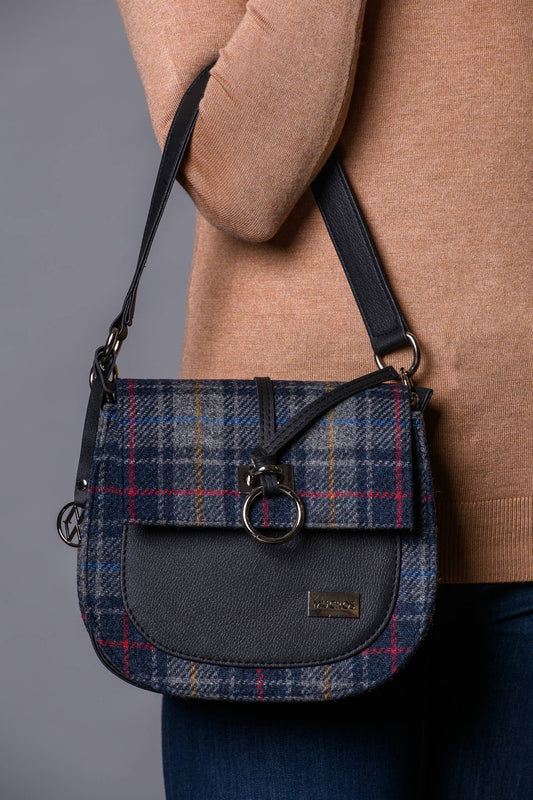 Grace 731 from Mucros Weavers