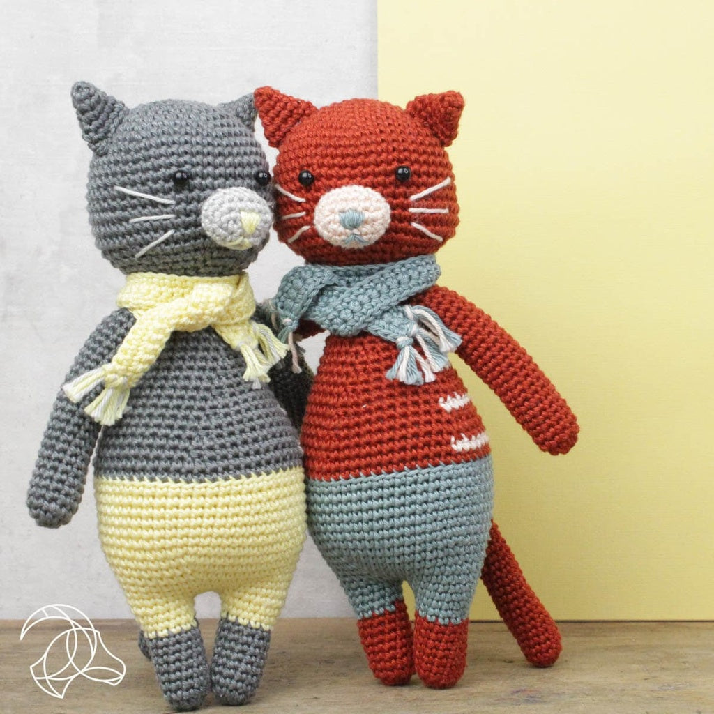 Polly Cat Crochet Kit from Hardicraft