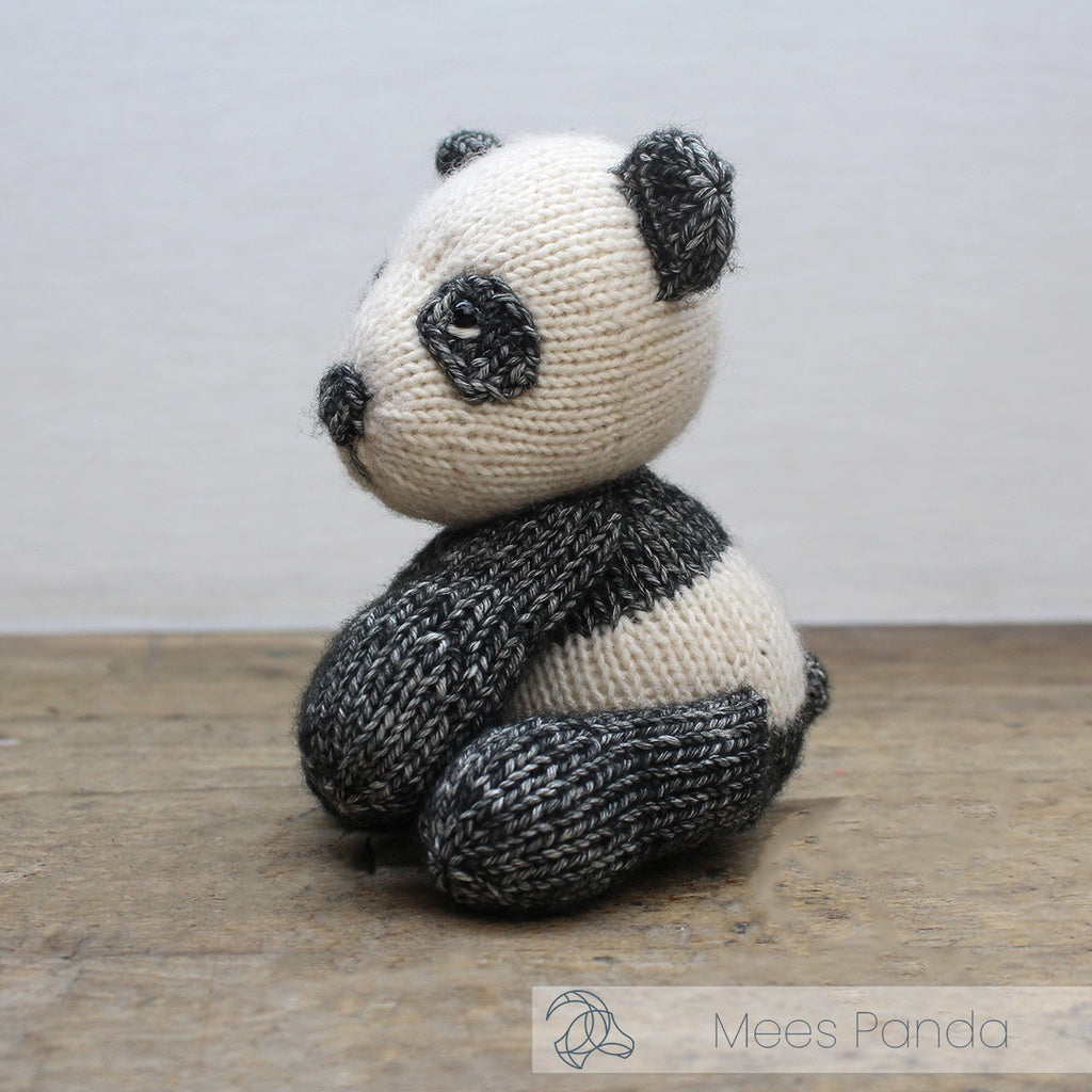 Mees Panda Knitting Kit from Hardicraft