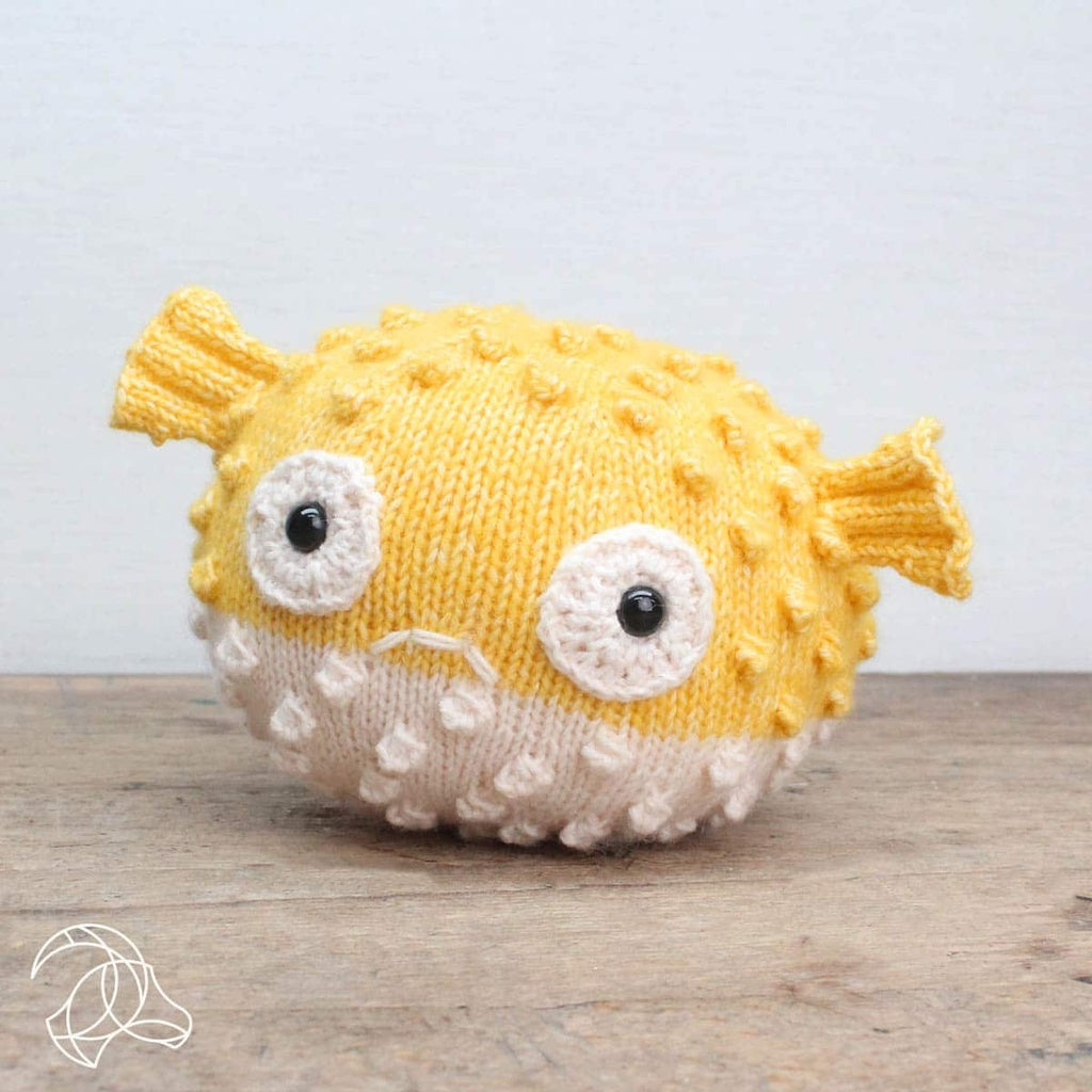 Bart Blowfish Knitting Kit from Hardicraft