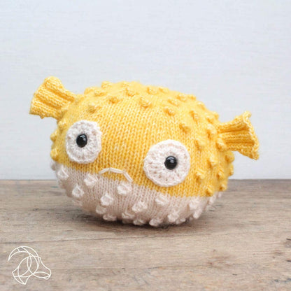 Bart Blowfish Knitting Kit from Hardicraft