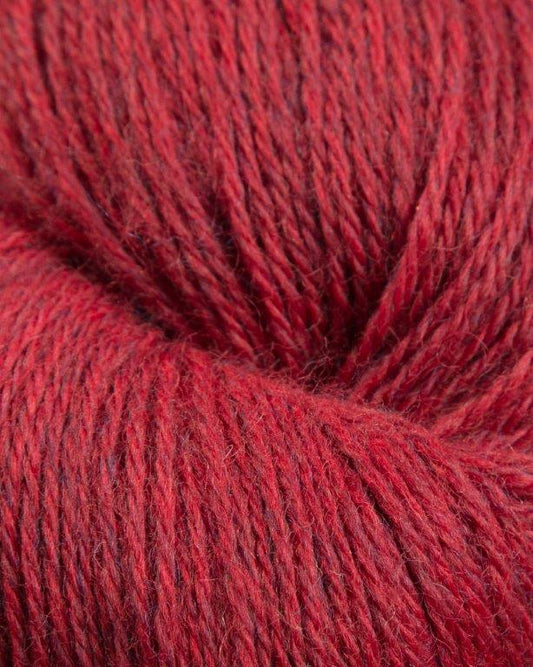 Heather Line Worsted from JaggerSpun: Hollyberry