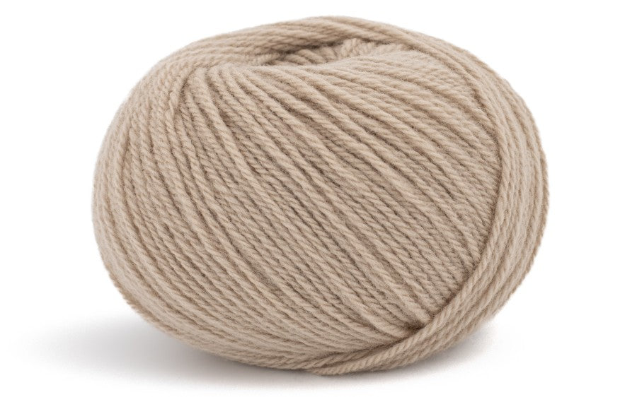 Como from LAMANA - Maine Yarn & Fiber Supply