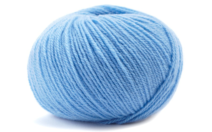 Como from LAMANA - Maine Yarn & Fiber Supply