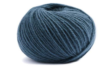 Como from LAMANA - Maine Yarn & Fiber Supply