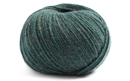 Como from LAMANA - Maine Yarn & Fiber Supply