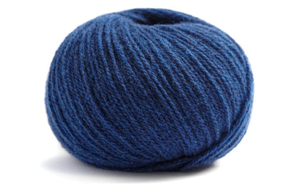 Como from LAMANA - Maine Yarn & Fiber Supply