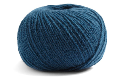 Como from LAMANA - Maine Yarn & Fiber Supply