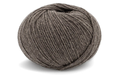 Como from LAMANA - Maine Yarn & Fiber Supply