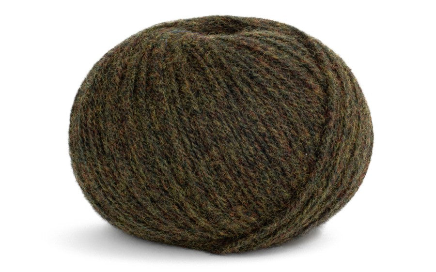 Como from LAMANA - Maine Yarn & Fiber Supply