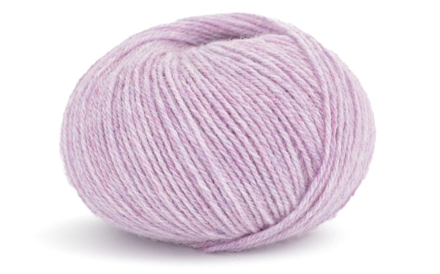 Como from LAMANA - Maine Yarn & Fiber Supply
