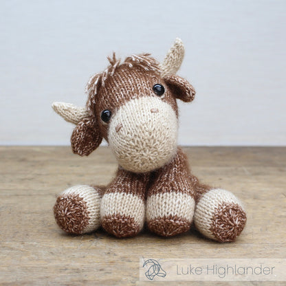 Luke Highlander Knitting Kit from Hardicraft