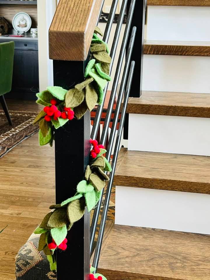 Mistletoe Felt Garland from The Winding Road