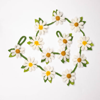 Daisy Felt Flowers Garland by The Winding Road - Maine Yarn & Fiber Supply