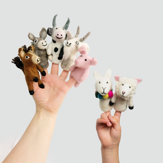 Barnyard Buddies Felt Finger Puppets by The Winding Road