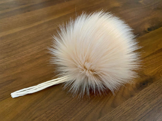 Champagne Mousse - Pom Pom from Dear Edgar Designs